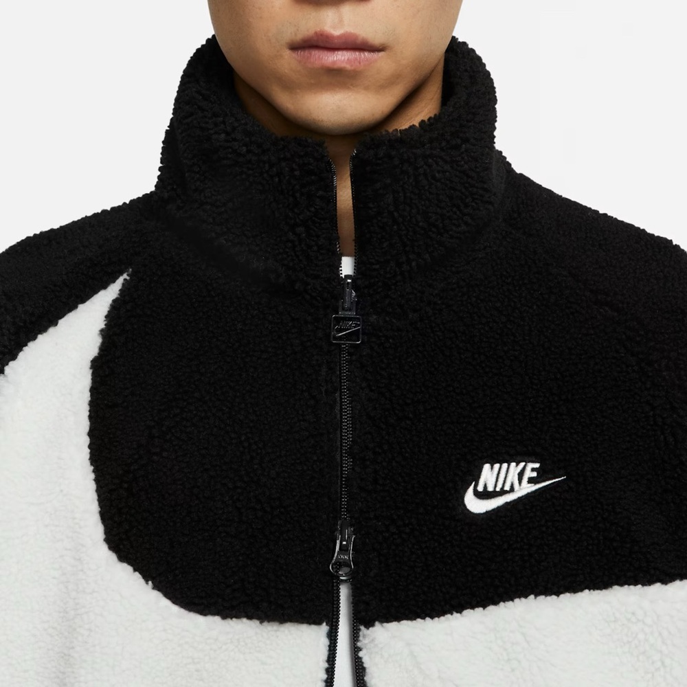 Nike Bog Swoosh Reversiblee Jacket - Picture 3 of 8